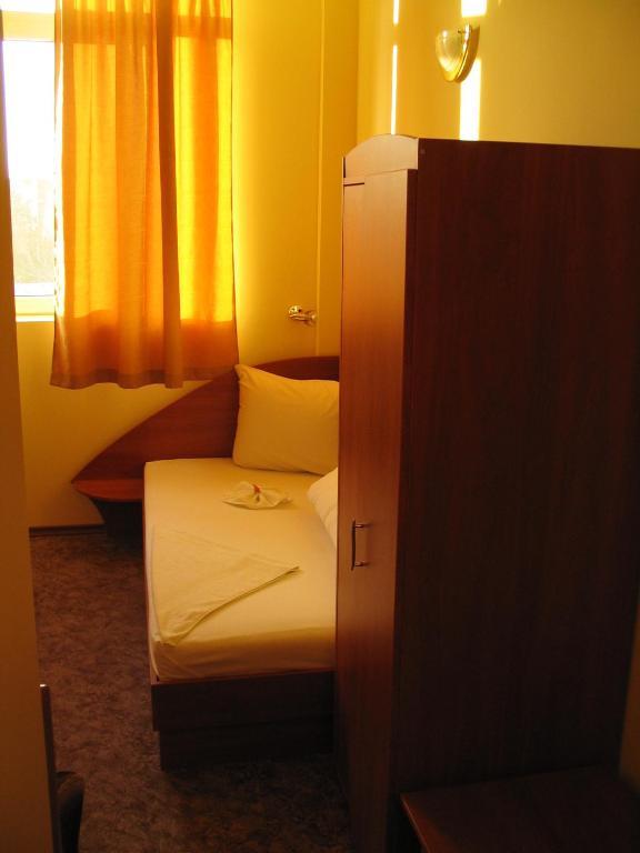 Family Hotel Familya Ruse Quarto foto