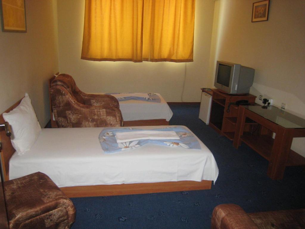 Family Hotel Familya Ruse Quarto foto